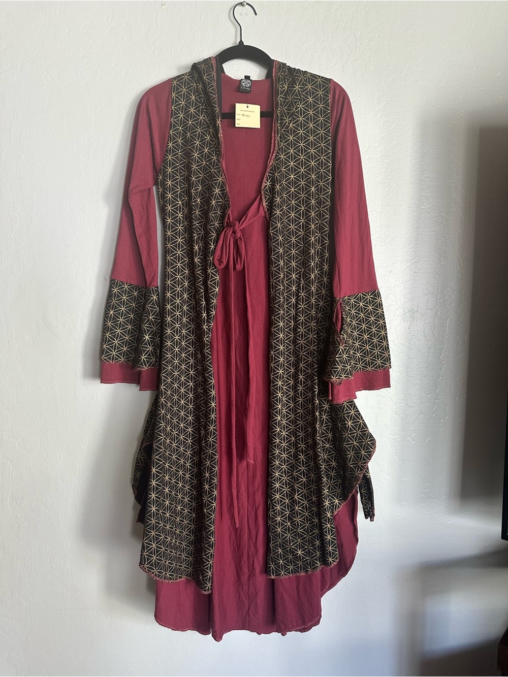 Women’s Burgundy Tie-Front Sleep Robe with Patterned Overlay